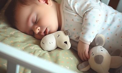 Is it Normal for a 2-Month-Old Baby to Sleep for 6-7 Hours Straight?